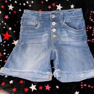 Gently worn girls midi button fly shorts